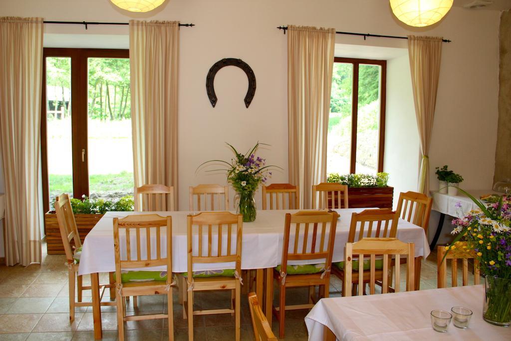Penzion Stary Pivovar Krtiny Room photo